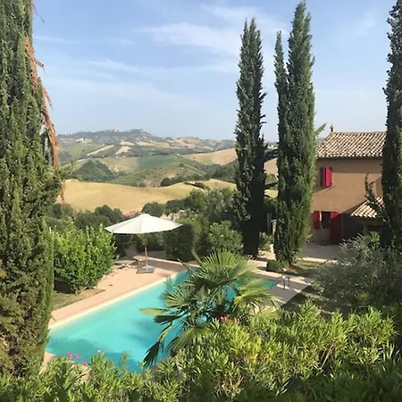 Сasa de vacaciones Casa Rossa Carassai
